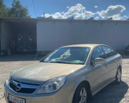 Серый Опель Вектра, объемом двигателя 2.2 л и пробегом 285 тыс. км за 5700 $, фото 1 на Automoto.ua