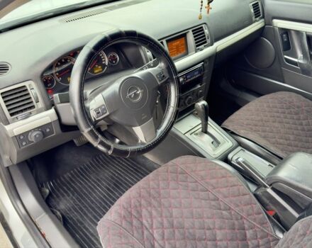 Серый Опель Вектра, объемом двигателя 2.2 л и пробегом 250 тыс. км за 4700 $, фото 7 на Automoto.ua