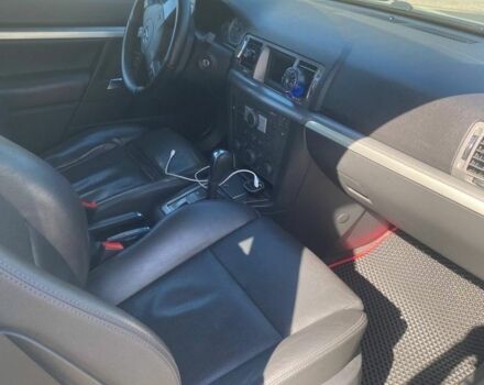 Серый Опель Вектра, объемом двигателя 2.2 л и пробегом 285 тыс. км за 5700 $, фото 1 на Automoto.ua