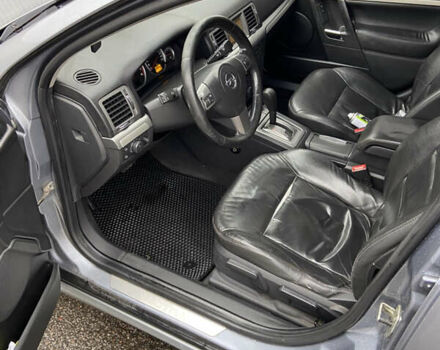 Сірий Опель Вектра, об'ємом двигуна 2.2 л та пробігом 392 тис. км за 5300 $, фото 3 на Automoto.ua