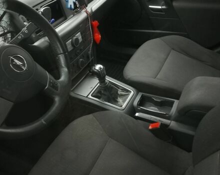 Сірий Опель Вектра, об'ємом двигуна 2.2 л та пробігом 220 тис. км за 4500 $, фото 4 на Automoto.ua