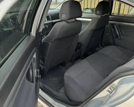 Серый Опель Вектра, объемом двигателя 2.2 л и пробегом 208 тыс. км за 5200 $, фото 6 на Automoto.ua