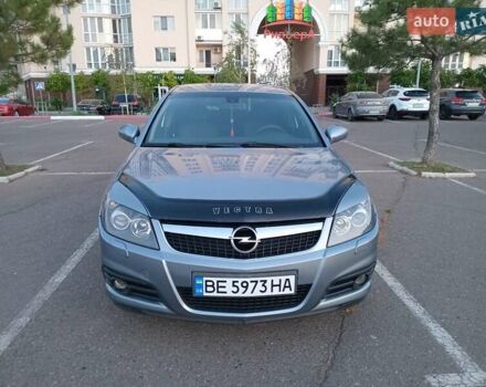 Серый Опель Вектра, объемом двигателя 2.2 л и пробегом 155 тыс. км за 6800 $, фото 1 на Automoto.ua