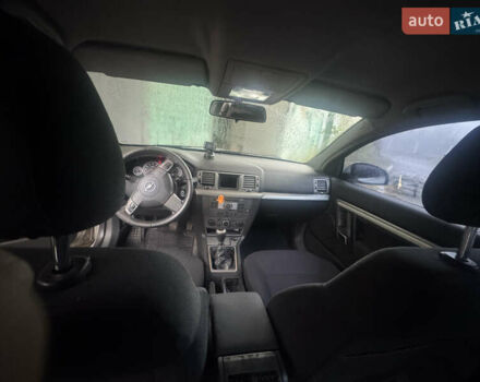 Серый Опель Вектра, объемом двигателя 1.8 л и пробегом 245 тыс. км за 3650 $, фото 7 на Automoto.ua