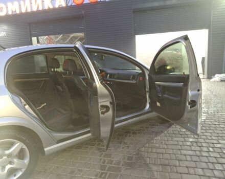 Серый Опель Вектра, объемом двигателя 2.2 л и пробегом 286 тыс. км за 4200 $, фото 1 на Automoto.ua