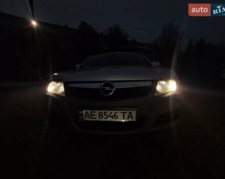 Серый Опель Вектра, объемом двигателя 2.2 л и пробегом 286 тыс. км за 4200 $, фото 1 на Automoto.ua