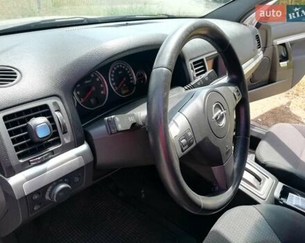 Сірий Опель Вектра, об'ємом двигуна 2.2 л та пробігом 288 тис. км за 5799 $, фото 4 на Automoto.ua