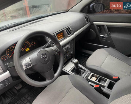 Сірий Опель Вектра, об'ємом двигуна 1.6 л та пробігом 250 тис. км за 4450 $, фото 12 на Automoto.ua