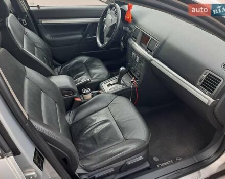 Серый Опель Вектра, объемом двигателя 2.2 л и пробегом 299 тыс. км за 6250 $, фото 15 на Automoto.ua