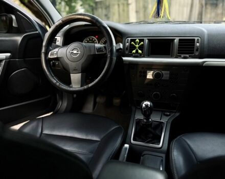 Серый Опель Вектра, объемом двигателя 2.2 л и пробегом 253 тыс. км за 4500 $, фото 6 на Automoto.ua