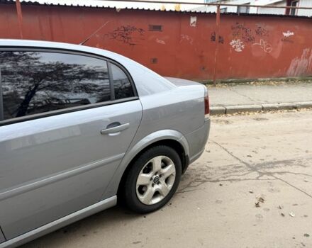 Серый Опель Вектра, объемом двигателя 2.2 л и пробегом 218 тыс. км за 6000 $, фото 4 на Automoto.ua