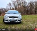 Сірий Опель Вектра, об'ємом двигуна 2.2 л та пробігом 231 тис. км за 6500 $, фото 1 на Automoto.ua