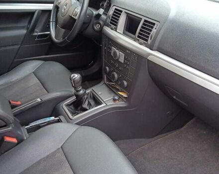 Серый Опель Вектра, объемом двигателя 0 л и пробегом 97 тыс. км за 9100 $, фото 12 на Automoto.ua