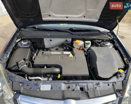 Сірий Опель Вектра, об'ємом двигуна 2.21 л та пробігом 172 тис. км за 5350 $, фото 8 на Automoto.ua