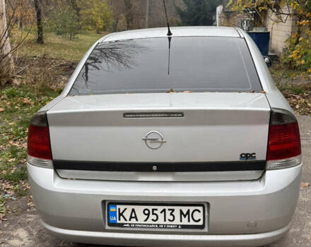 Серый Опель Вектра, объемом двигателя 2.2 л и пробегом 356 тыс. км за 5000 $, фото 5 на Automoto.ua