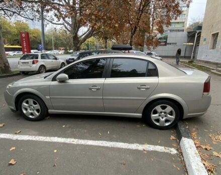 Сірий Опель Вектра, об'ємом двигуна 2.2 л та пробігом 300 тис. км за 6100 $, фото 2 на Automoto.ua