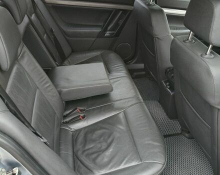 Сірий Опель Вектра, об'ємом двигуна 2.2 л та пробігом 228 тис. км за 7000 $, фото 5 на Automoto.ua