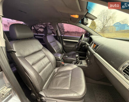 Серый Опель Вектра, объемом двигателя 2.2 л и пробегом 188 тыс. км за 5300 $, фото 16 на Automoto.ua