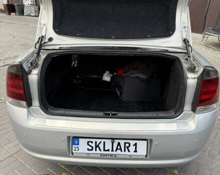 Серый Опель Вектра, объемом двигателя 2.2 л и пробегом 258 тыс. км за 5500 $, фото 12 на Automoto.ua