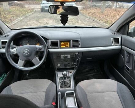 Серый Опель Вектра, объемом двигателя 0 л и пробегом 251 тыс. км за 1550 $, фото 1 на Automoto.ua