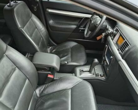 Серый Опель Вектра, объемом двигателя 2.2 л и пробегом 228 тыс. км за 7000 $, фото 4 на Automoto.ua