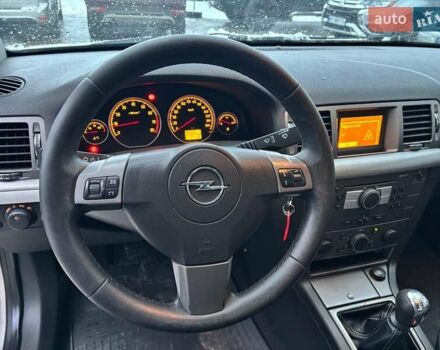 Серый Опель Вектра, объемом двигателя 2.2 л и пробегом 193 тыс. км за 4490 $, фото 20 на Automoto.ua