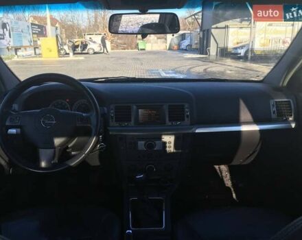 Серый Опель Вектра, объемом двигателя 1.8 л и пробегом 220 тыс. км за 5500 $, фото 10 на Automoto.ua