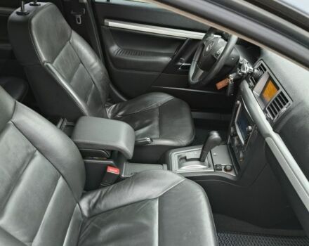 Сірий Опель Вектра, об'ємом двигуна 2.2 л та пробігом 228 тис. км за 7000 $, фото 4 на Automoto.ua