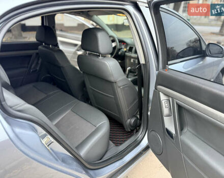 Серый Опель Вектра, объемом двигателя 2.2 л и пробегом 218 тыс. км за 6000 $, фото 20 на Automoto.ua