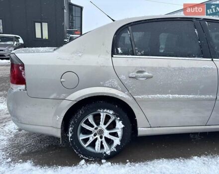 Серый Опель Вектра, объемом двигателя 2.2 л и пробегом 193 тыс. км за 4490 $, фото 7 на Automoto.ua