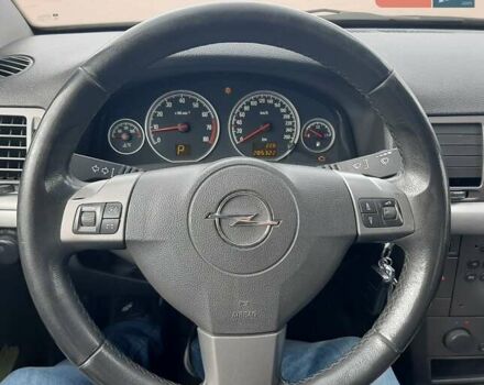 Серый Опель Вектра, объемом двигателя 2.2 л и пробегом 299 тыс. км за 6250 $, фото 22 на Automoto.ua