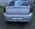Сірий Опель Вектра, об'ємом двигуна 2.2 л та пробігом 232 тис. км за 5200 $, фото 6 на Automoto.ua