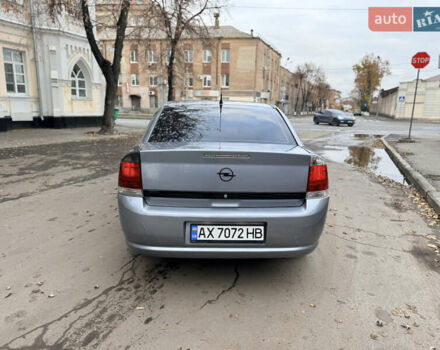 Серый Опель Вектра, объемом двигателя 2.2 л и пробегом 218 тыс. км за 6000 $, фото 6 на Automoto.ua