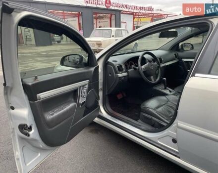 Сірий Опель Вектра, об'ємом двигуна 2.2 л та пробігом 220 тис. км за 4850 $, фото 10 на Automoto.ua
