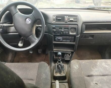 Серый Опель Вектра, объемом двигателя 0 л и пробегом 500 тыс. км за 300 $, фото 5 на Automoto.ua