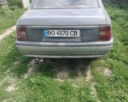 Серый Опель Вектра, объемом двигателя 2 л и пробегом 200 тыс. км за 1500 $, фото 2 на Automoto.ua