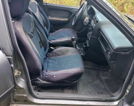 Сірий Опель Вектра, об'ємом двигуна 2 л та пробігом 250 тис. км за 1000 $, фото 6 на Automoto.ua