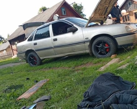 Сірий Опель Вектра, об'ємом двигуна 2 л та пробігом 100 тис. км за 1000 $, фото 2 на Automoto.ua