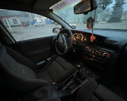 Сірий Опель Вектра, об'ємом двигуна 2 л та пробігом 280 тис. км за 1250 $, фото 2 на Automoto.ua