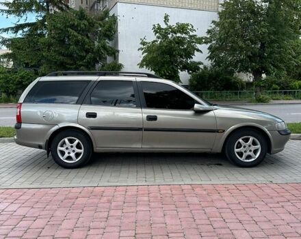 Сірий Опель Вектра, об'ємом двигуна 1.6 л та пробігом 320 тис. км за 2250 $, фото 3 на Automoto.ua