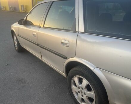 Серый Опель Вектра, объемом двигателя 2 л и пробегом 1000 тыс. км за 1500 $, фото 3 на Automoto.ua