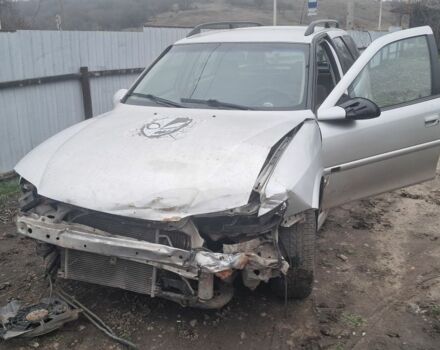 Серый Опель Вектра, объемом двигателя 2 л и пробегом 333 тыс. км за 500 $, фото 4 на Automoto.ua