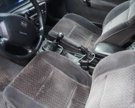 Сірий Опель Вектра, об'ємом двигуна 2 л та пробігом 470 тис. км за 1200 $, фото 19 на Automoto.ua