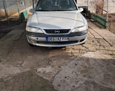 Сірий Опель Вектра, об'ємом двигуна 1.8 л та пробігом 320 тис. км за 1500 $, фото 1 на Automoto.ua