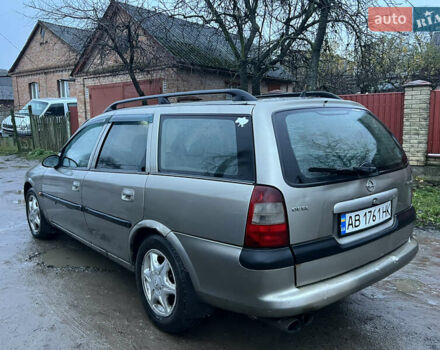 Серый Опель Вектра, объемом двигателя 1.6 л и пробегом 350 тыс. км за 1200 $, фото 5 на Automoto.ua