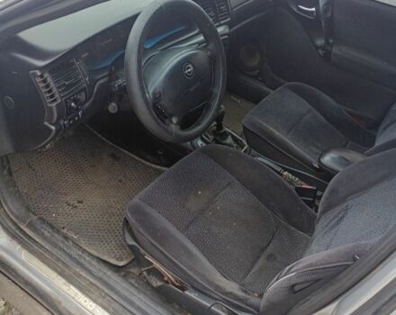 Сірий Опель Вектра, об'ємом двигуна 0 л та пробігом 303 тис. км за 382 $, фото 2 на Automoto.ua