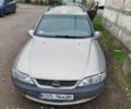 Серый Опель Вектра, объемом двигателя 2 л и пробегом 280 тыс. км за 605 $, фото 1 на Automoto.ua