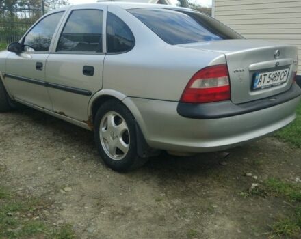 Серый Опель Вектра, объемом двигателя 1.6 л и пробегом 20 тыс. км за 2099 $, фото 2 на Automoto.ua