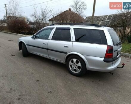 Серый Опель Вектра, объемом двигателя 2 л и пробегом 270 тыс. км за 2500 $, фото 2 на Automoto.ua