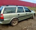 Сірий Опель Вектра, об'ємом двигуна 2 л та пробігом 200 тис. км за 2750 $, фото 4 на Automoto.ua